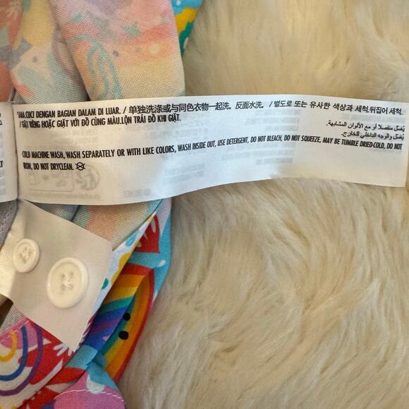 Disney Pride Collection Mickey Mouse Short Sleeve Button Down Shirt Medium NWOT - Picture 10 of 15